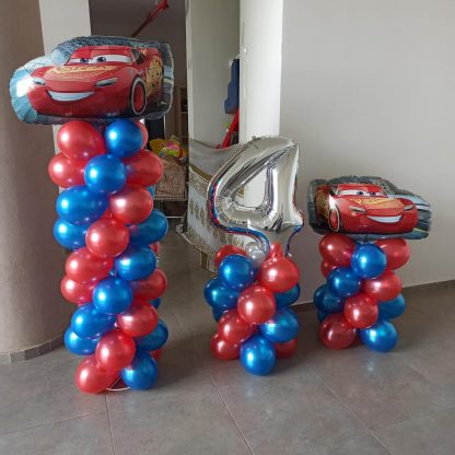 קישוט בלונים מכוניות ספידי מקווין ליום הולדת שהילד לא ישכח לעולם